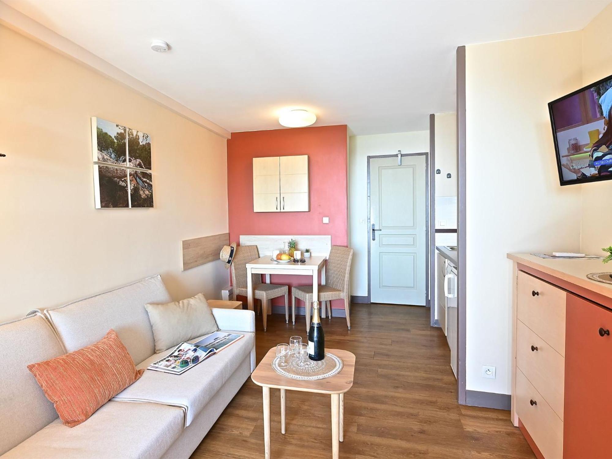 Apartment Village Cap Esterel - Le Village-9 By Interhome Saint-Raphaël المظهر الخارجي الصورة